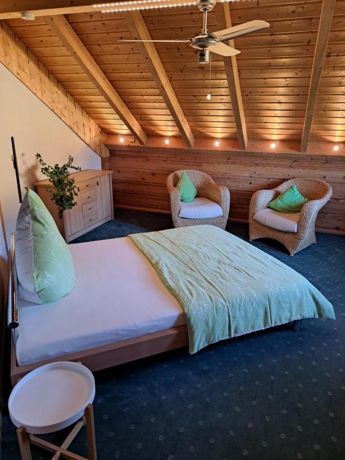 Steewer Landhaus Gemuetliche Ferienwohnung Bis 6 Pers In Ruhiger Ortsrandlage Stebach Екстериор снимка