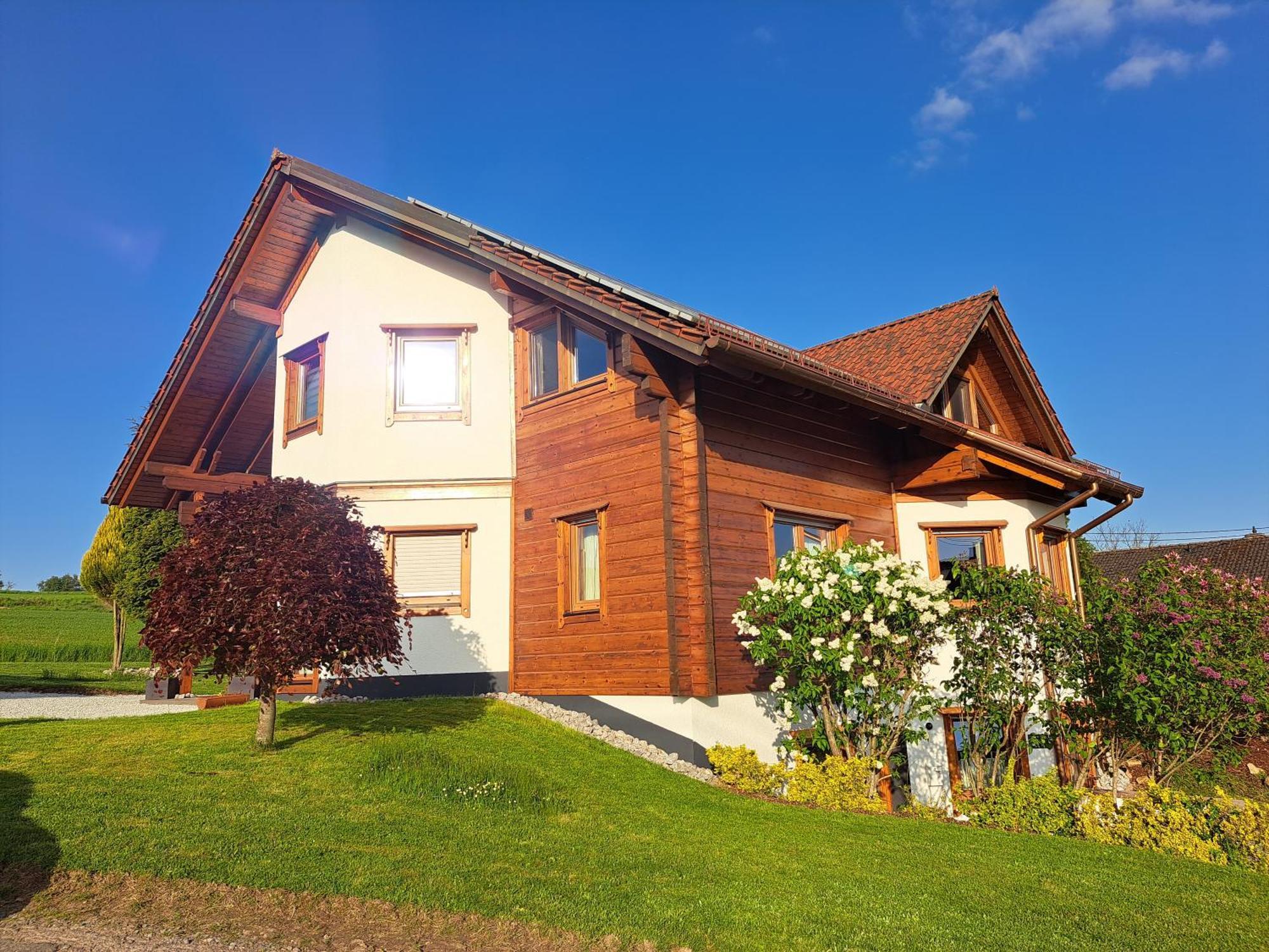 Steewer Landhaus Gemuetliche Ferienwohnung Bis 6 Pers In Ruhiger Ortsrandlage Stebach Екстериор снимка